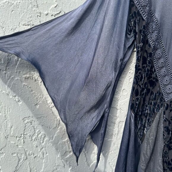 SOLE BELLARE Blouse Top Women Medium Whimseygoth Burnout Velvet Witchy - Picture 6 of 10